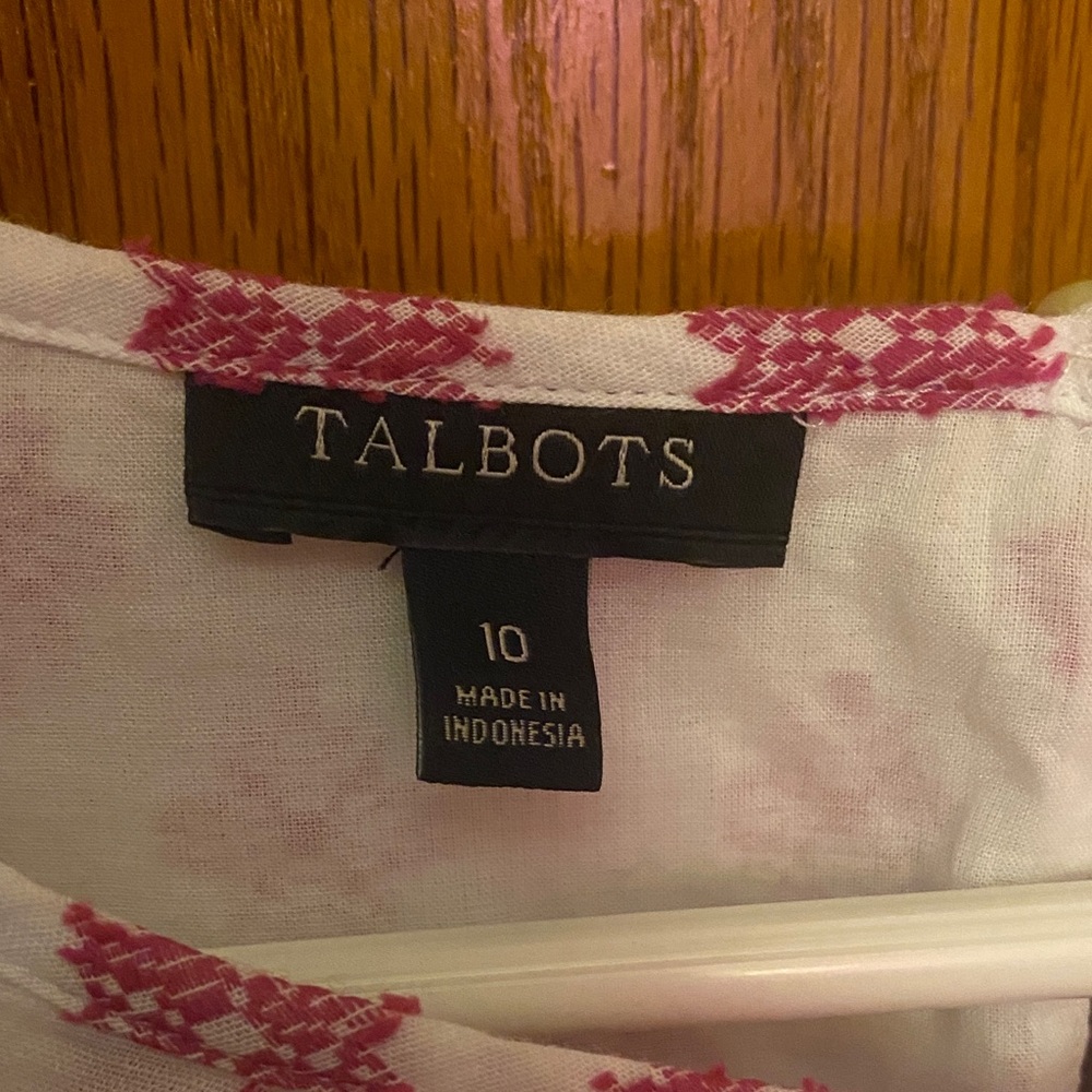 Talbots Pink and White Sleeveless Blouse - Picture 3 of 7
